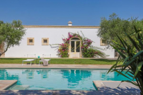 TD Dimora del Giglio with Organic Garden with Pool